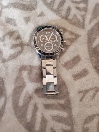 Reloj Tissot Negro y Plateado