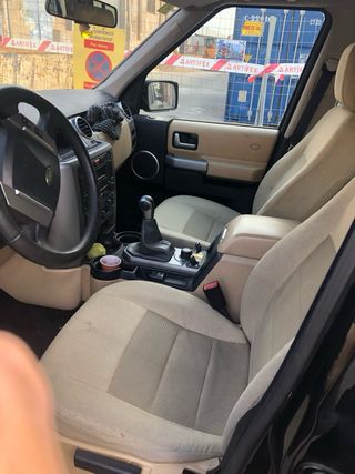 Land Rover Discovery 2010