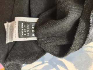 Camiseta Shein gris efecto lavado