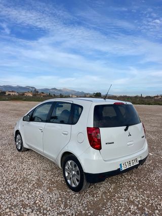 Mitsubishi Colt 2011