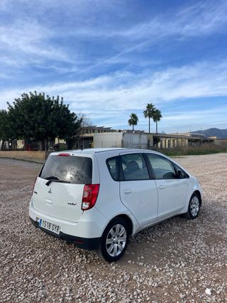 Mitsubishi Colt 2011