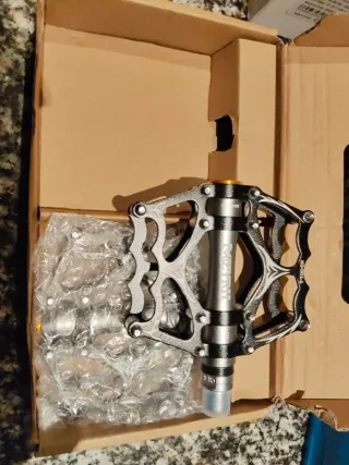 Pedales Ciclismo Aluminio HD-004-1