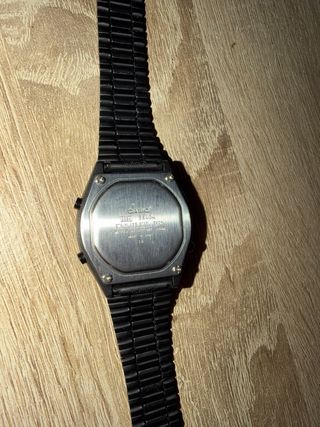 Reloj Casio B640W Negro