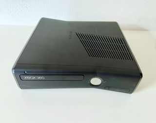 Xbox 360 Slim 250GB Nera - Testata