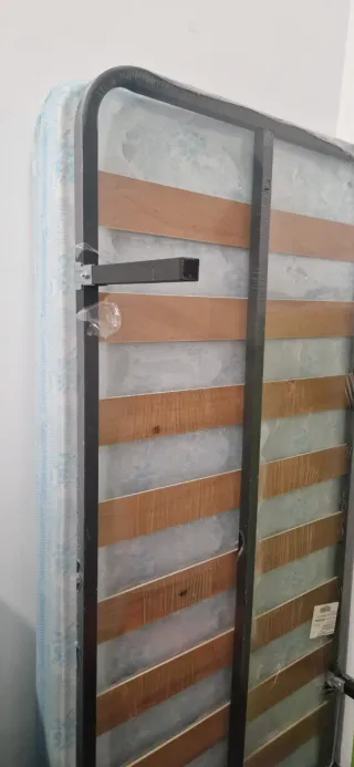 Colchón y somier 90cm con patas