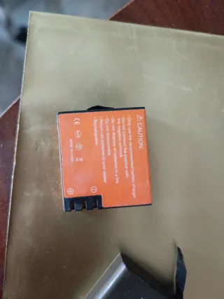 Cargador y 3 Baterías para cámara deportiva