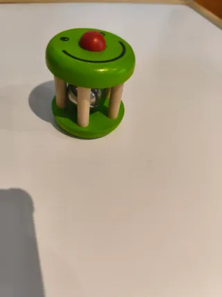 Juguete de madera pez naranja