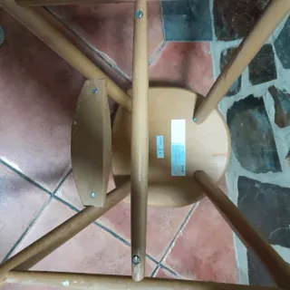 Trona de madera para bebé