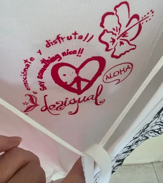 Camiseta Desigual Nueva a estrenar.