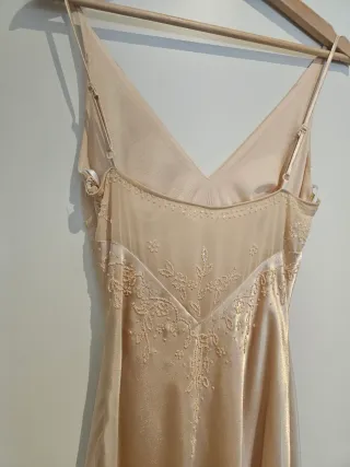 Vestido largo color champagne talla XS-S