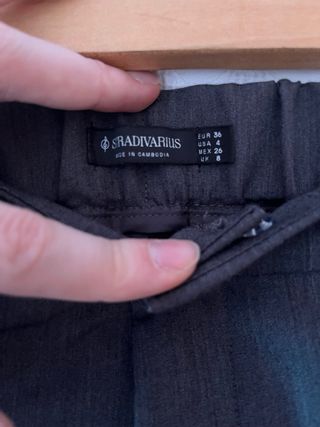 Pantalones grises de vestir