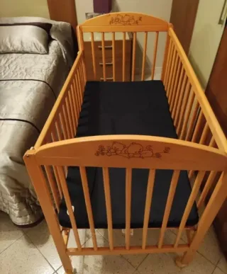 Cuna de bebé regulable
