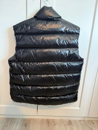 Chaleco Moncler Negro Talla L. Original.