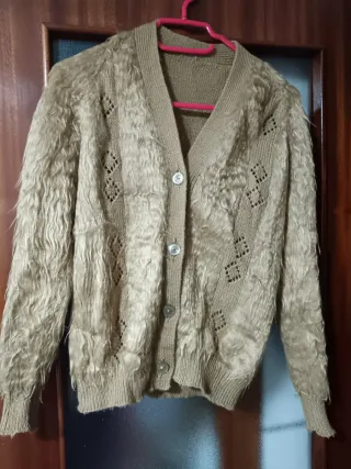 Cárdigan con pelo beige