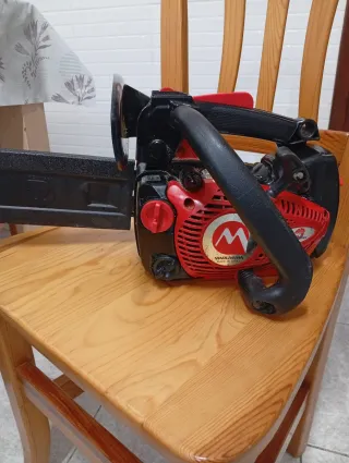 Motosierra Maruyama
