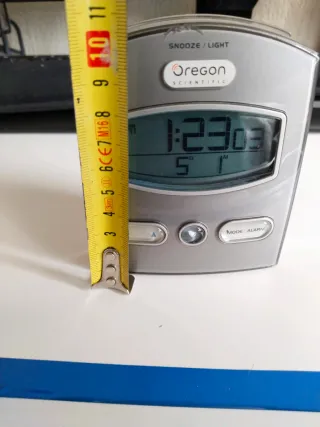 Radio despertador Oregon Scientific SNOOZE/LIGHT
