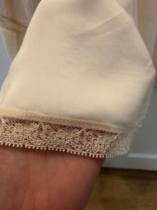 Blusa Zara Beige Manga Larga