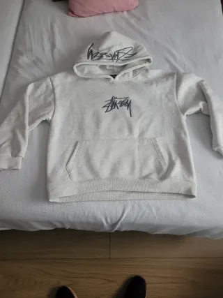 Sudadera Stussy Gris y Blanca