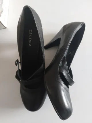 Zapatos de piel ZENDRA negros sin estrenar