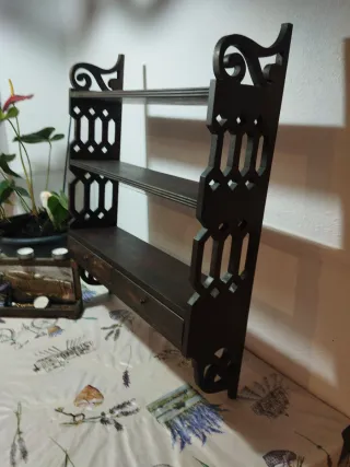 Estantería antigua madera con 2 cajones