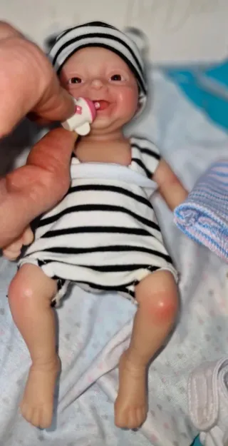 Mini bambola Reborn in silicone da 18 cm, bambino