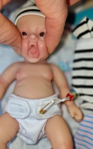 Mini bambola Reborn in silicone da 18 cm, bambino