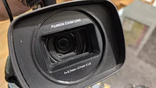 Videocámara, JVC GY-HM100E 3CCD Pro HD