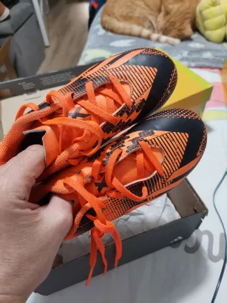 Botas de fútbol Adidas talla 31