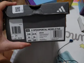 Botas de fútbol Adidas talla 31