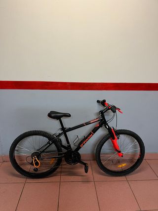 Bicicleta Infantil B'TWIN 24 Negra/Naranja