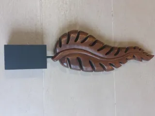 Figura Decorativa Hoja Metal/Madera