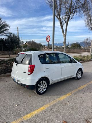 Mitsubishi Colt 2011