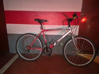 Bicicleta Conor Junior Roja y Plata