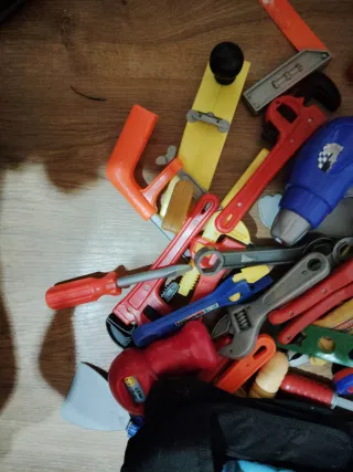 Juego de herramientas de juguete con bolsa