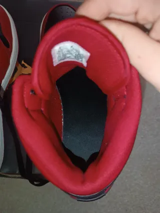 Nike Air Jordan 1 Mid Scarpe Rosse Nere