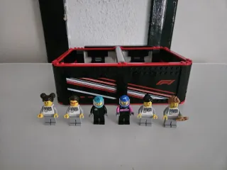 Lego City 60444 Garaje de Fórmula 1.