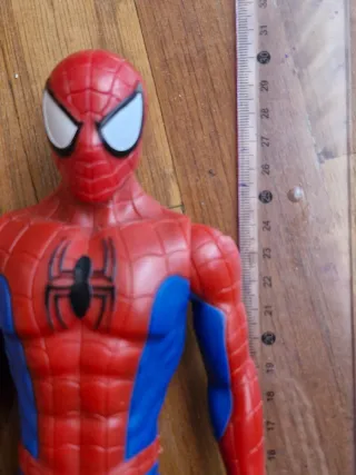 Muñeco Spiderman 30cm
