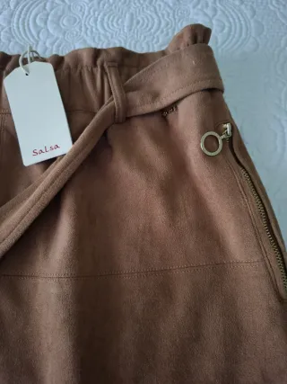 Mini Falda en antelina detalles dorados T-38 M