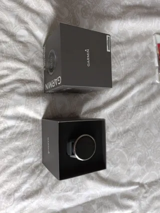 Garmin Vivoactive 4 Smartwatch + Correas