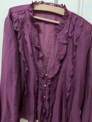 Camisa Zara Burdeos Talla XL Volantes