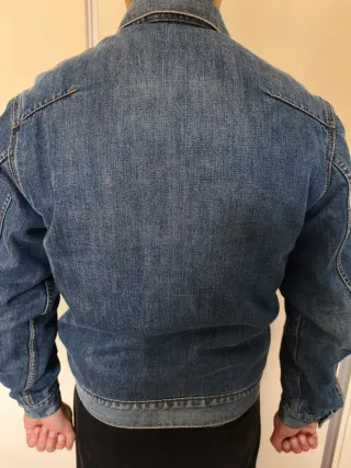 Cazadora vaquera Levi's borrego