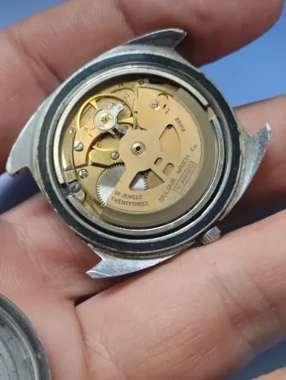 Reloj Bulova Automático 23 Joyas Día Fecha