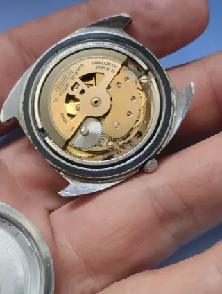 Reloj Bulova Automático 23 Joyas Día Fecha