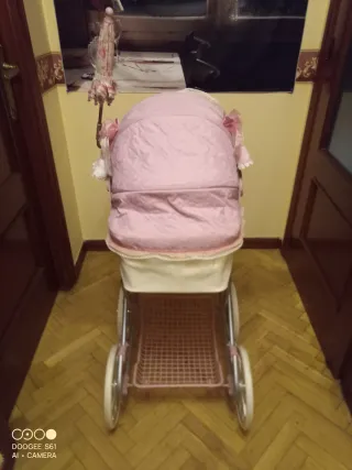 Coche de muñecas Inglesina rosa