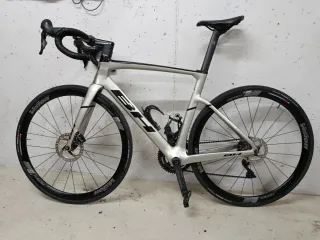 Bici carretera BH RS1 3.0 2021. Talla M