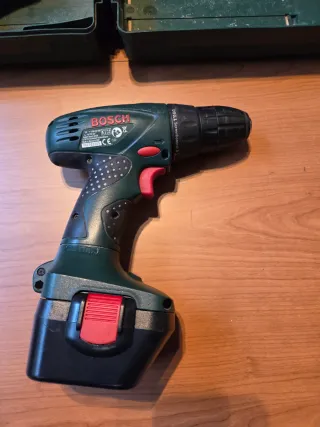 Taladro Atornillador Bosch PSR 12 con maletín