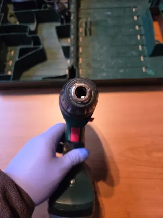 Taladro Atornillador Bosch PSR 12 con maletín