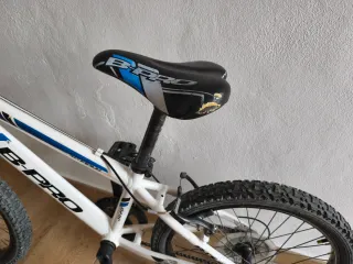 Bicicleta B-Pro JR20