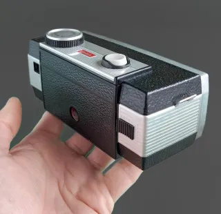 CÁMARA KODAK BROWNIE SUPER 27