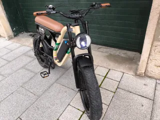 Bicicleta Eléctrica Onesport W66 Café Racer